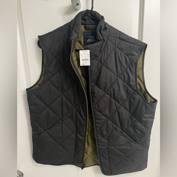 J Crew Black Quilted Walker Vest - Picture 2 of 3